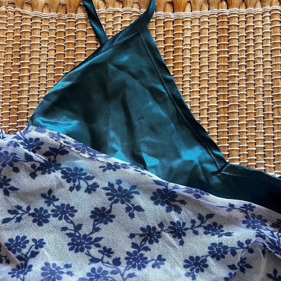 Blue Floral Mesh Dress - Picture 4 of 5